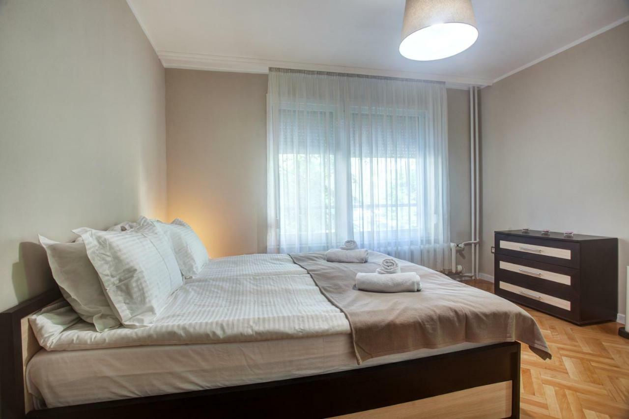 Spacious Flat Close To The American Embassy София Экстерьер фото