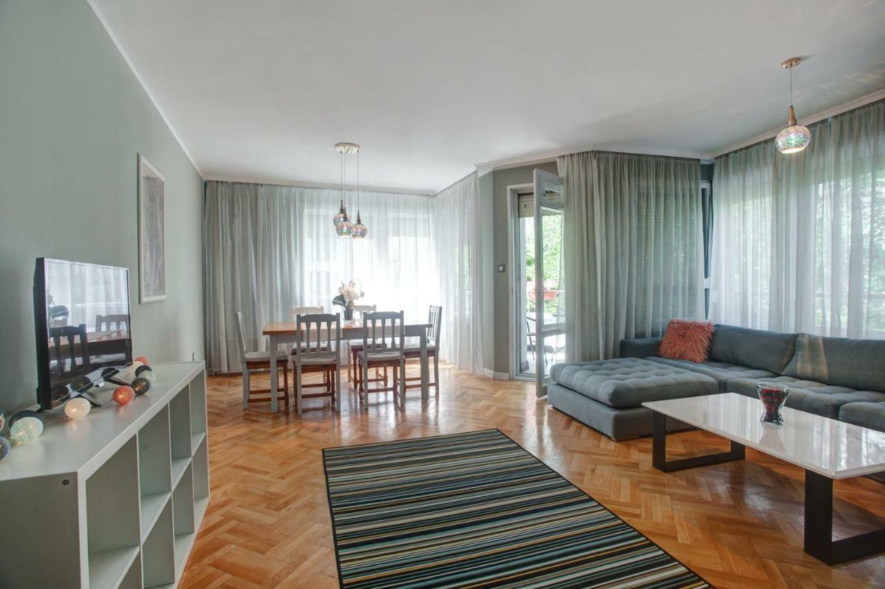 Spacious Flat Close To The American Embassy София Экстерьер фото