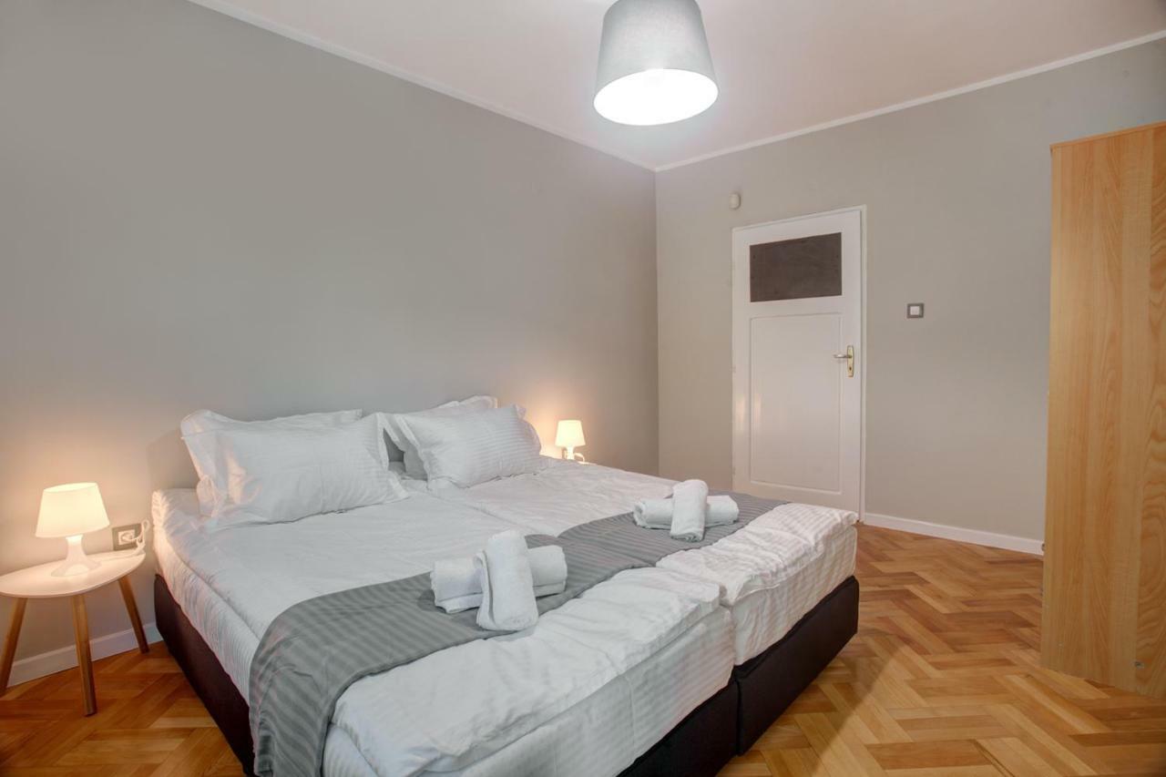 Spacious Flat Close To The American Embassy София Экстерьер фото
